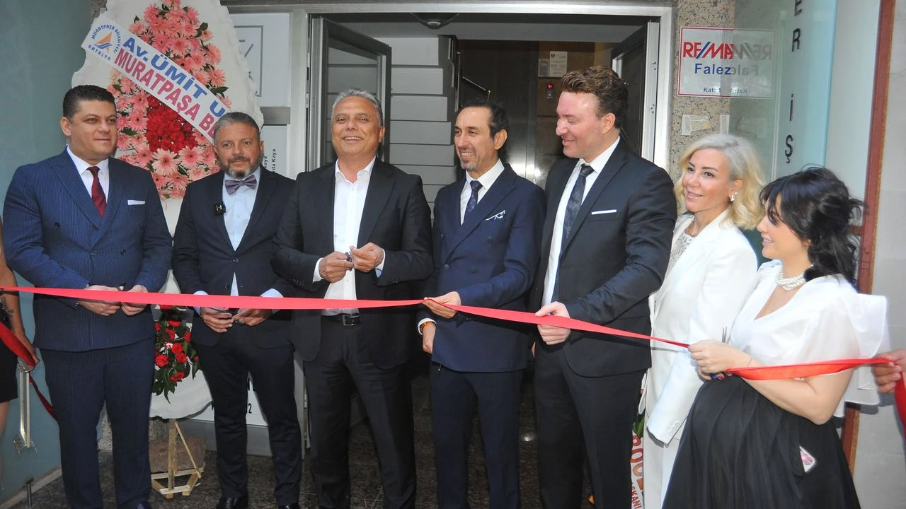 Regen Mediterra Ceremony